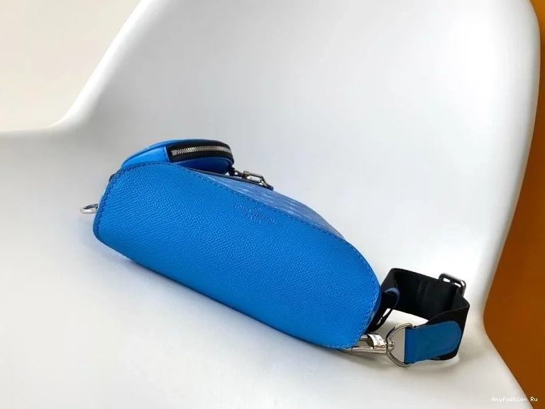42075 Vuitton Unique Chest Waist Packs Louis 0802
